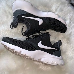 Nike presto fly